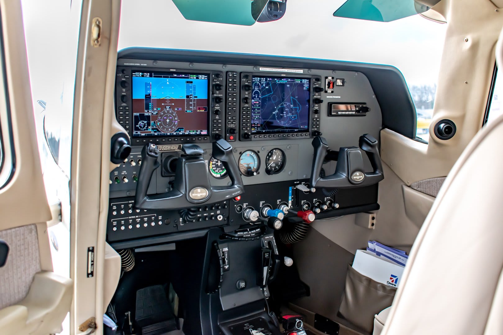 2008 Cessna T-206 Turbo Stationair, photo 10