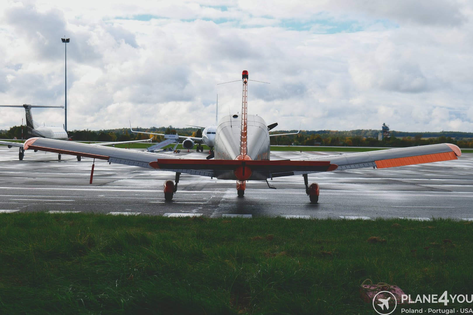 1967 Piper PA-28-180 Cherokee, photo 4