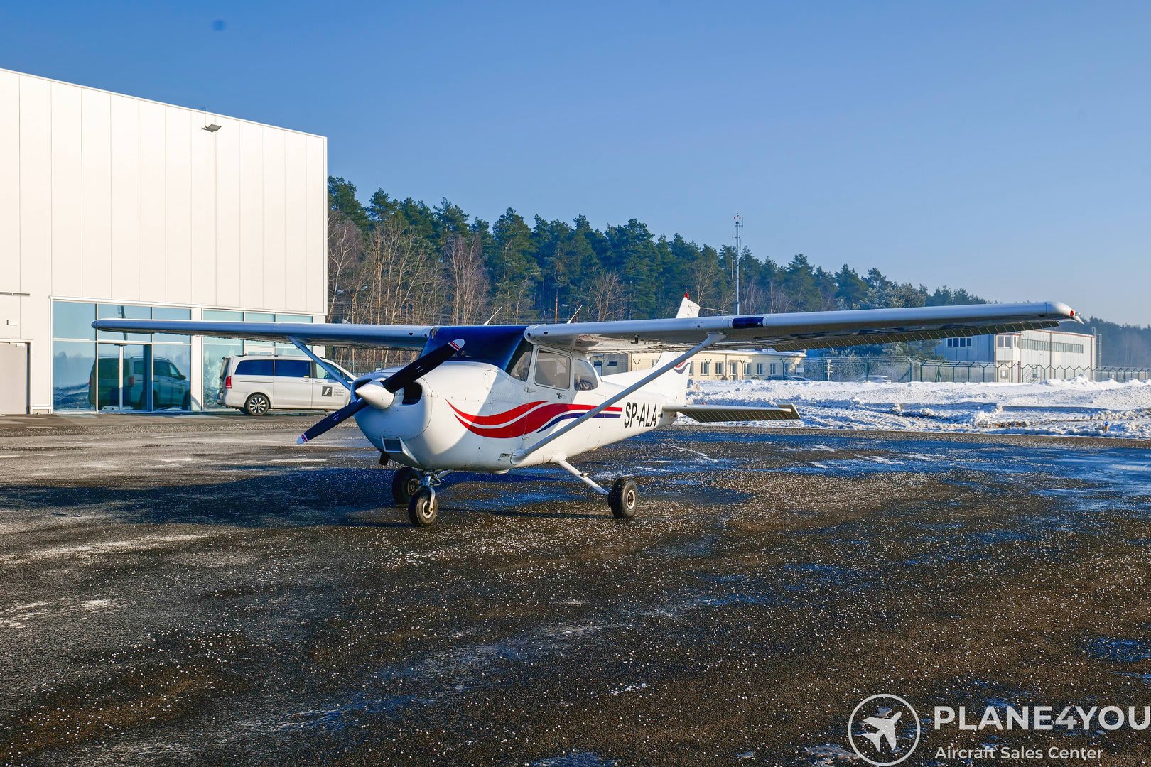 1999 Cessna 172 Skyhawk S, photo 5