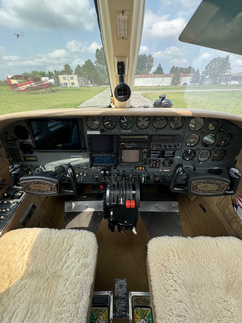 1975 Cessna 414, photo 9