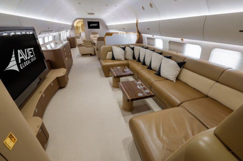 2018 Boeing BBJ2, photo 12