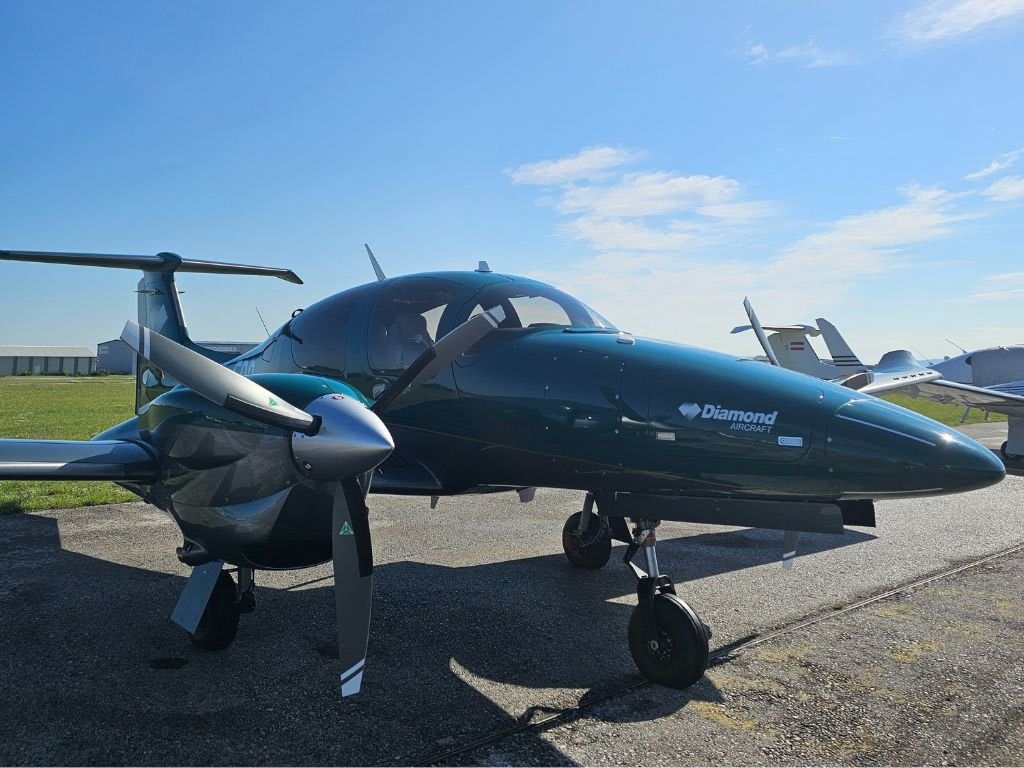 2026 Diamond DA62 Up to 150 000 Euro price benefit & 3rd year warranty, photo 3