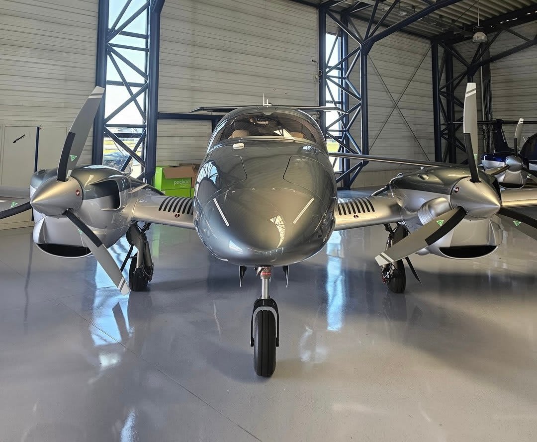 2026 Diamond DA62, photo 2
