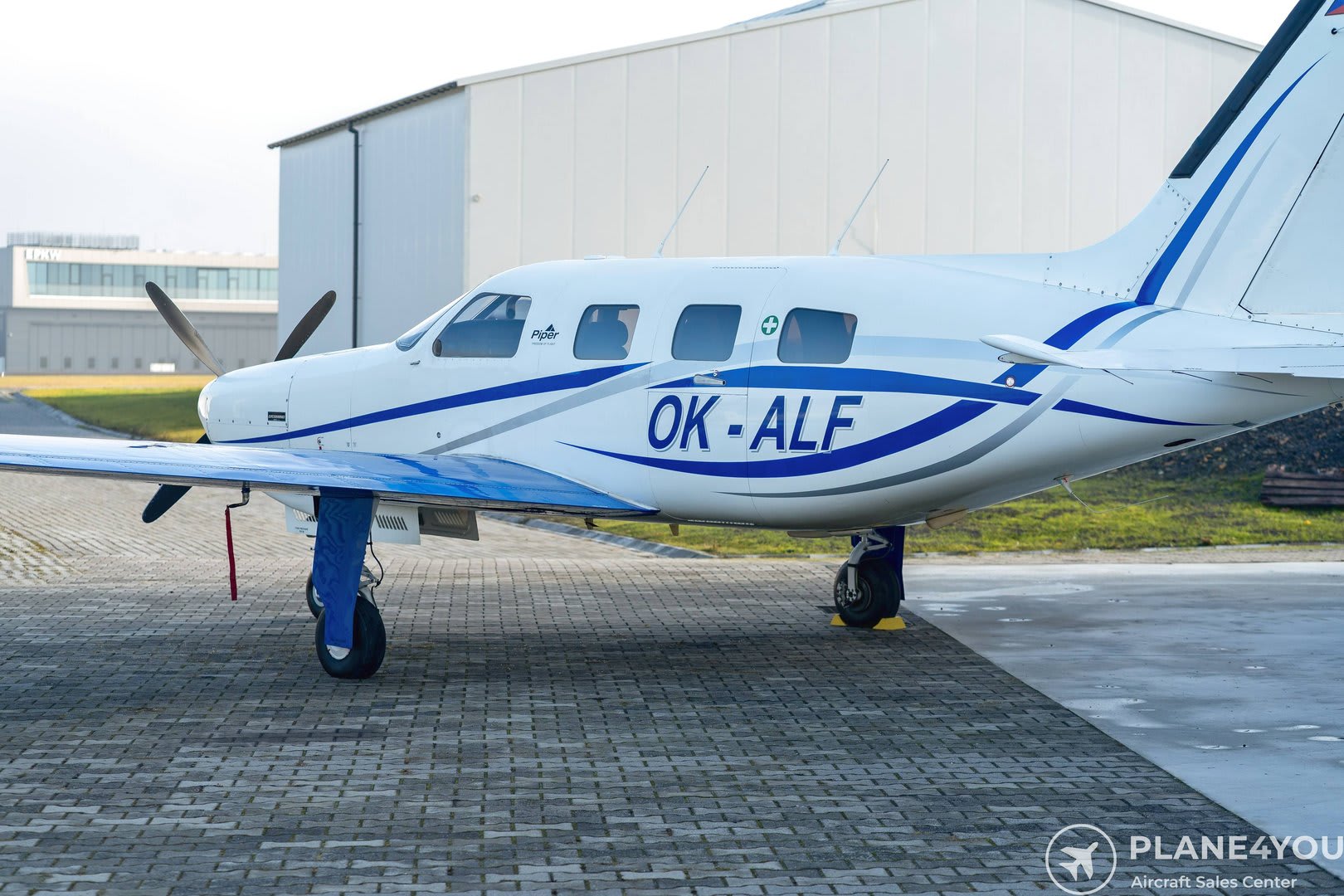 1990 Piper PA-46 350P Malibu Mirage, photo 3