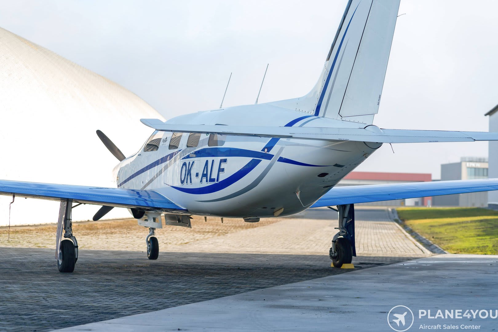 1990 Piper PA-46 350P Malibu Mirage, photo 4