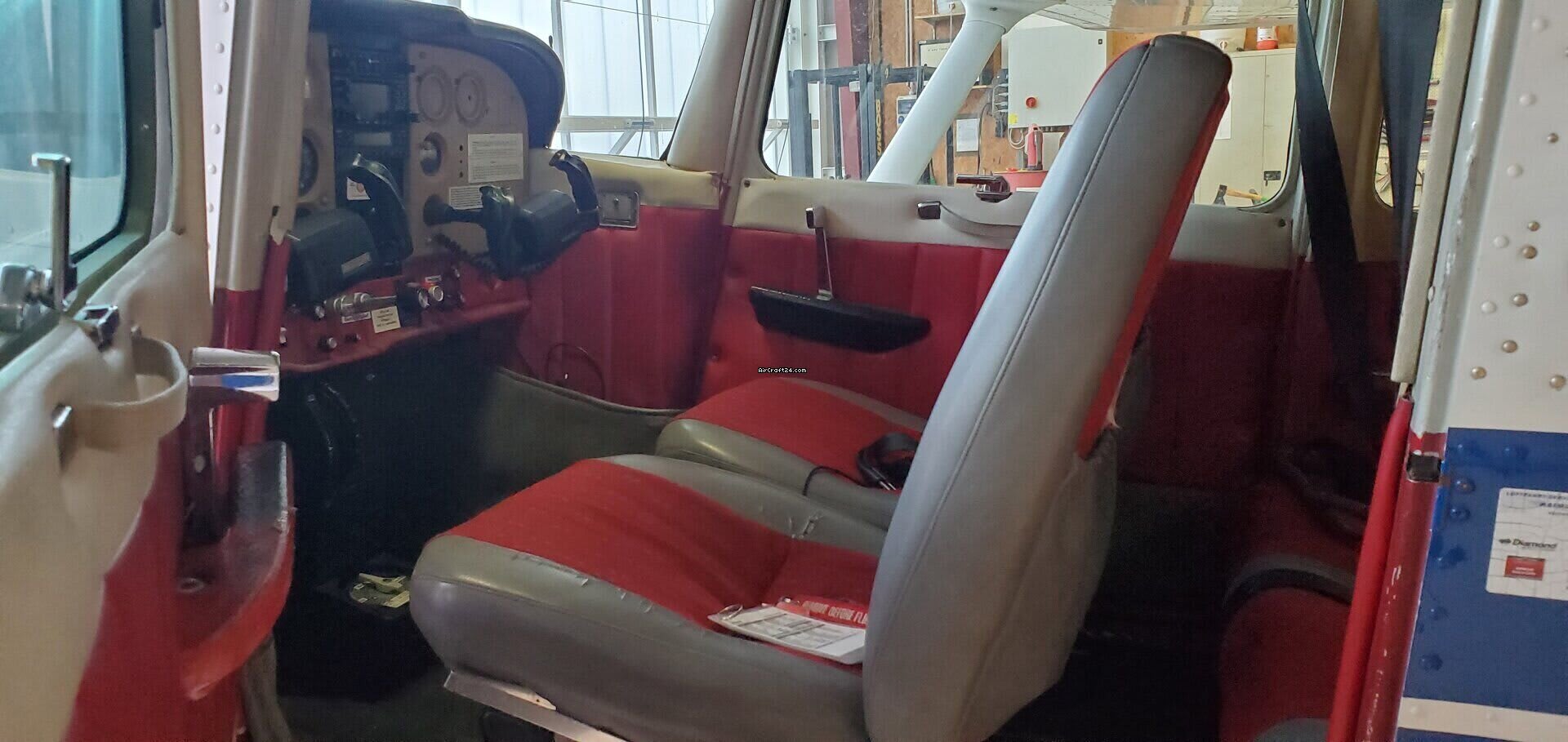 1979 Reims Aviation Cessna F-172 Skyhawk N, photo 7