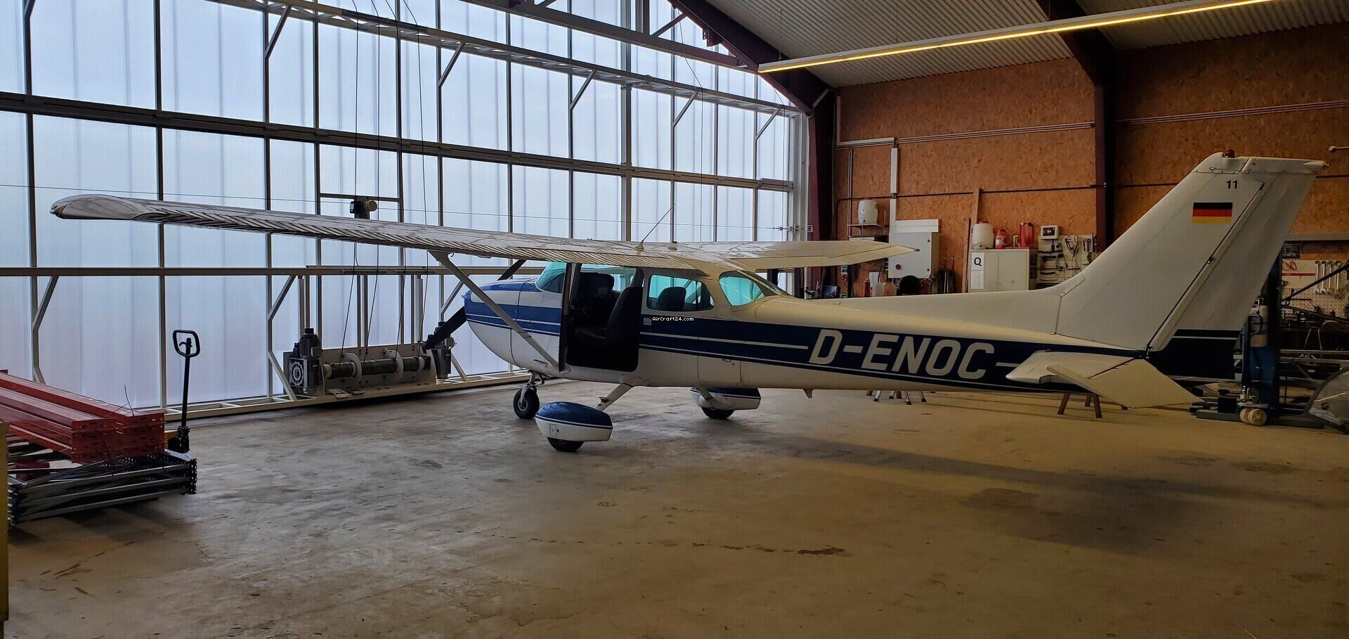 1979 Reims Aviation Cessna F-172 Skyhawk N, photo 9