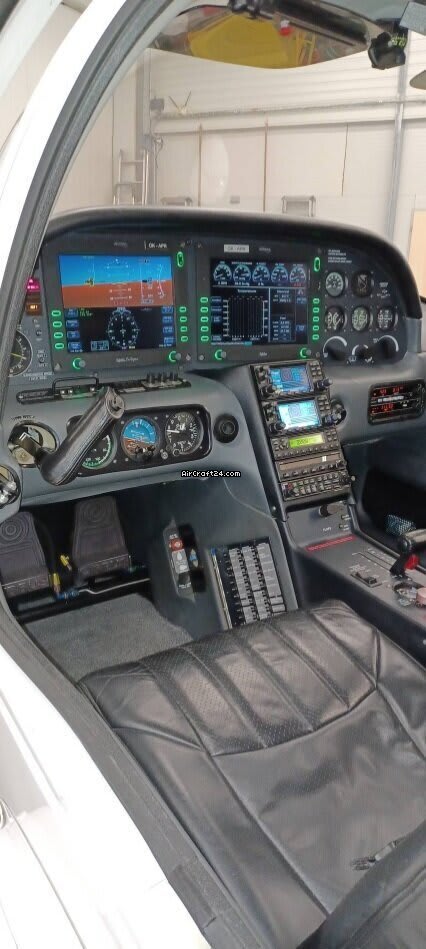 2005 Cirrus SR20 G2, photo 2
