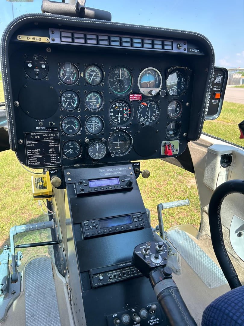 1979 Bell 206 Jetranger B3, photo 6