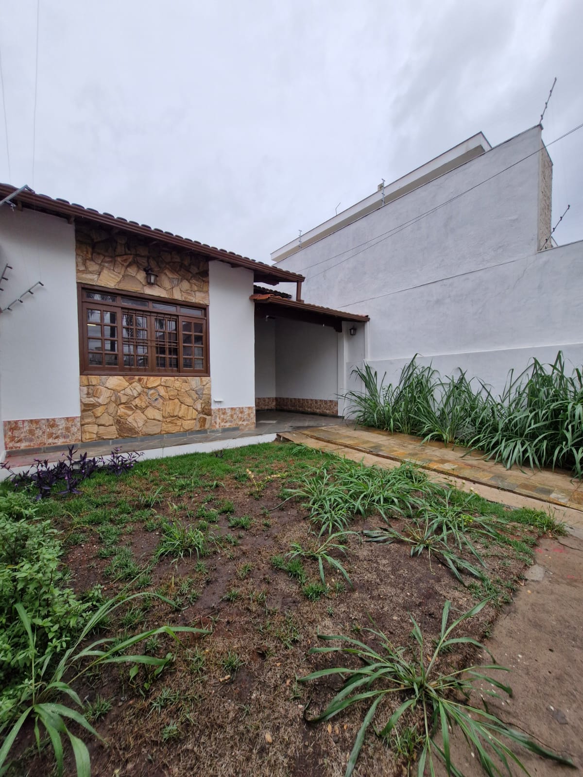 Foto principal de Excelente casa linear no bairro Castelo.