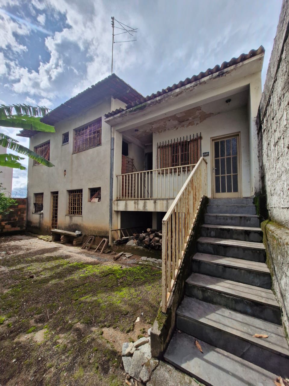 Foto 2 de Casa pra reforma no bairro Serrano