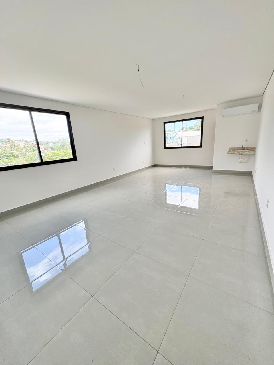 Foto 3 de Sala comercial no bairro São Luiz. 