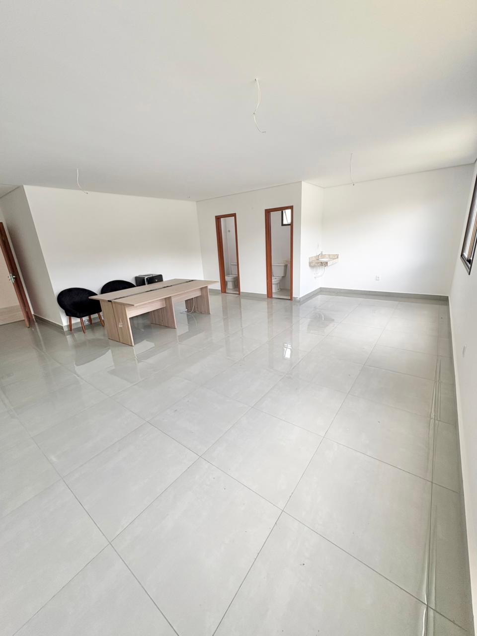 Foto 2 de Sala comercial no bairro São Luiz.