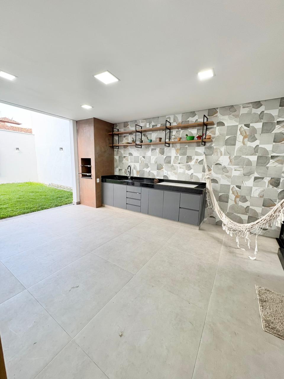 Foto 5 de Casa geminada de alto luxo no bairro Paqueta. 
