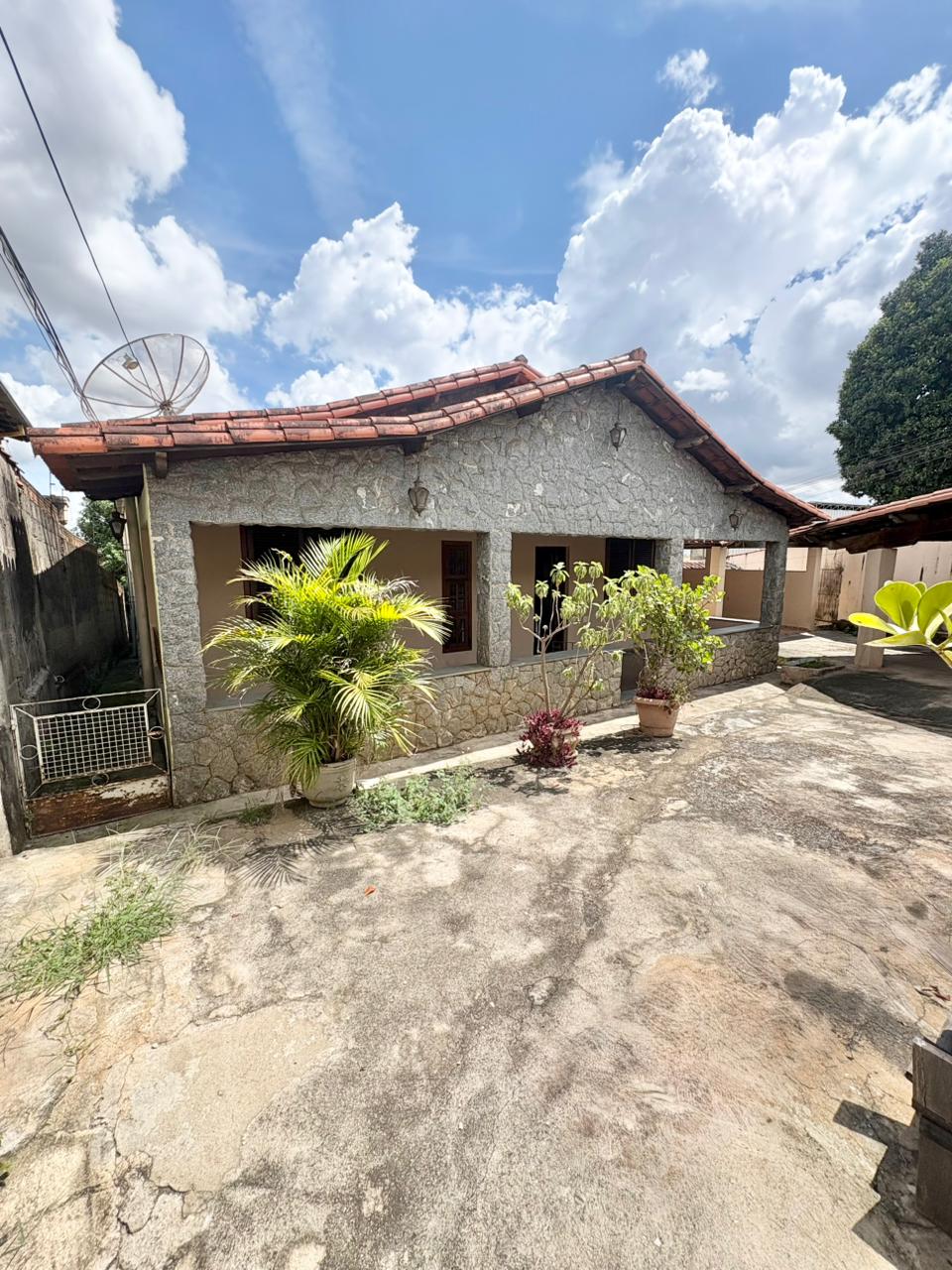 Foto principal de Excelente casa linear no bairro Glória. 
