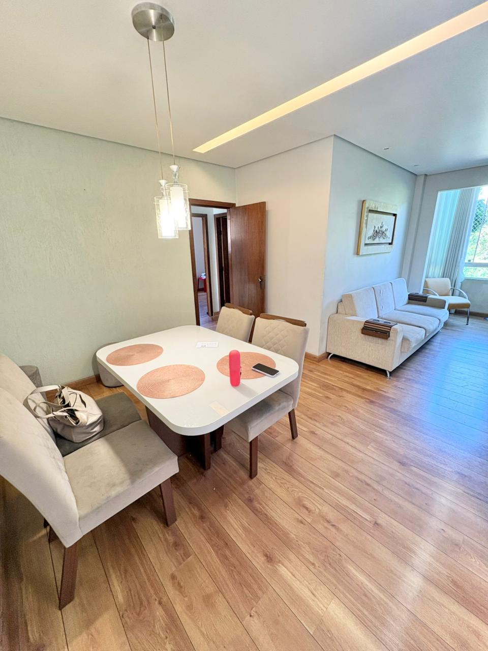 Foto 4 de Excelente apartamento no bairro Castelo. 