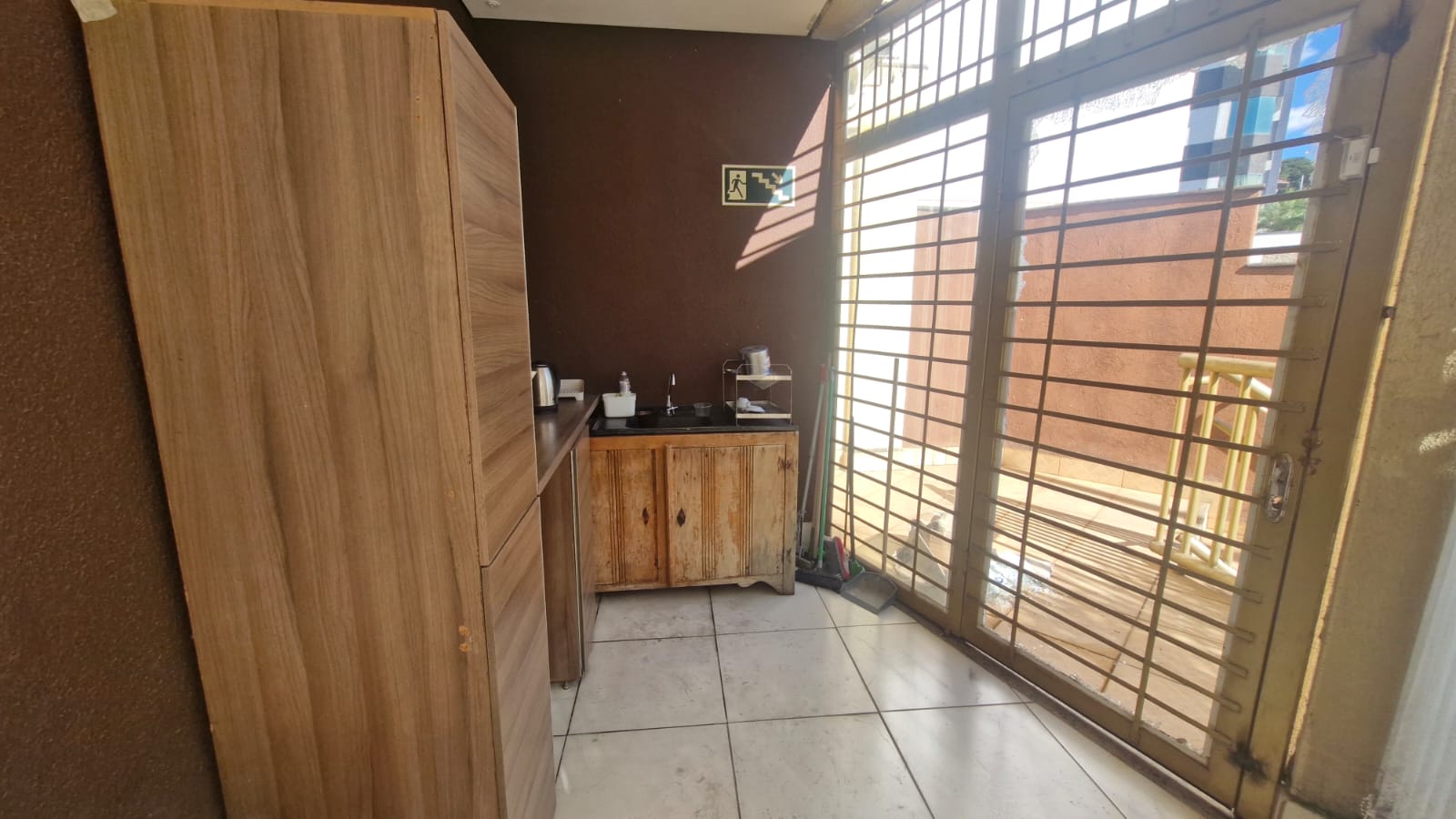 Foto 4 de Sala Comercial e 1 banheiro à Venda, 50 m² no Manacás