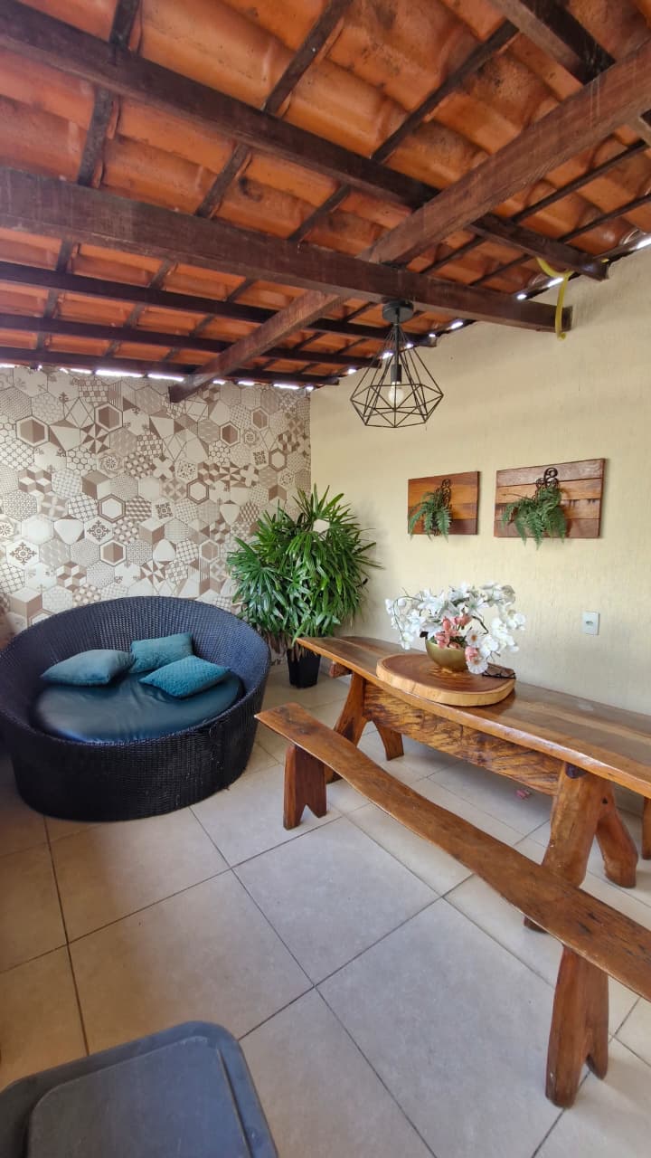 Foto 3 de Excelente casa reformada no bairro Alípio de Melo.