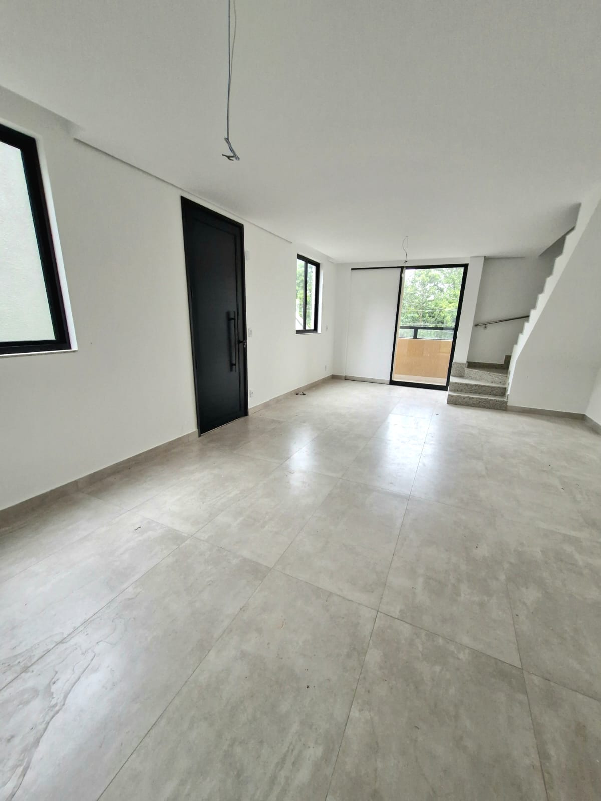 Foto 4 de Excelente casa geminada no bairro Cabral.