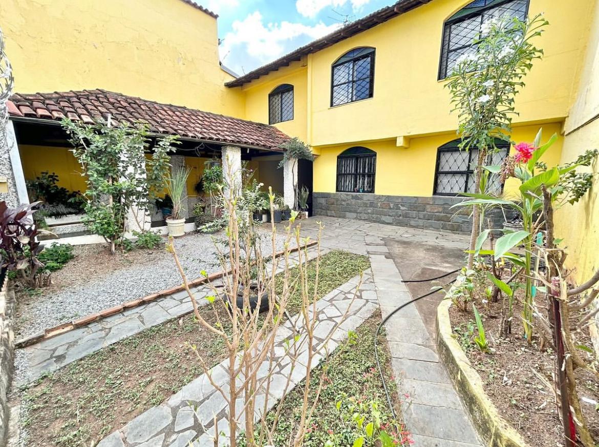 Foto 2 de Excelente casa no Conjunto Celso Machado/Serrano.
