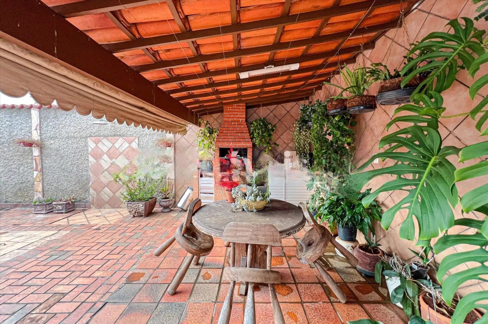 Foto 5 de Casa de 5 quartos e 4 vagas, lote 420m2 no bairro Castelo!!!!!