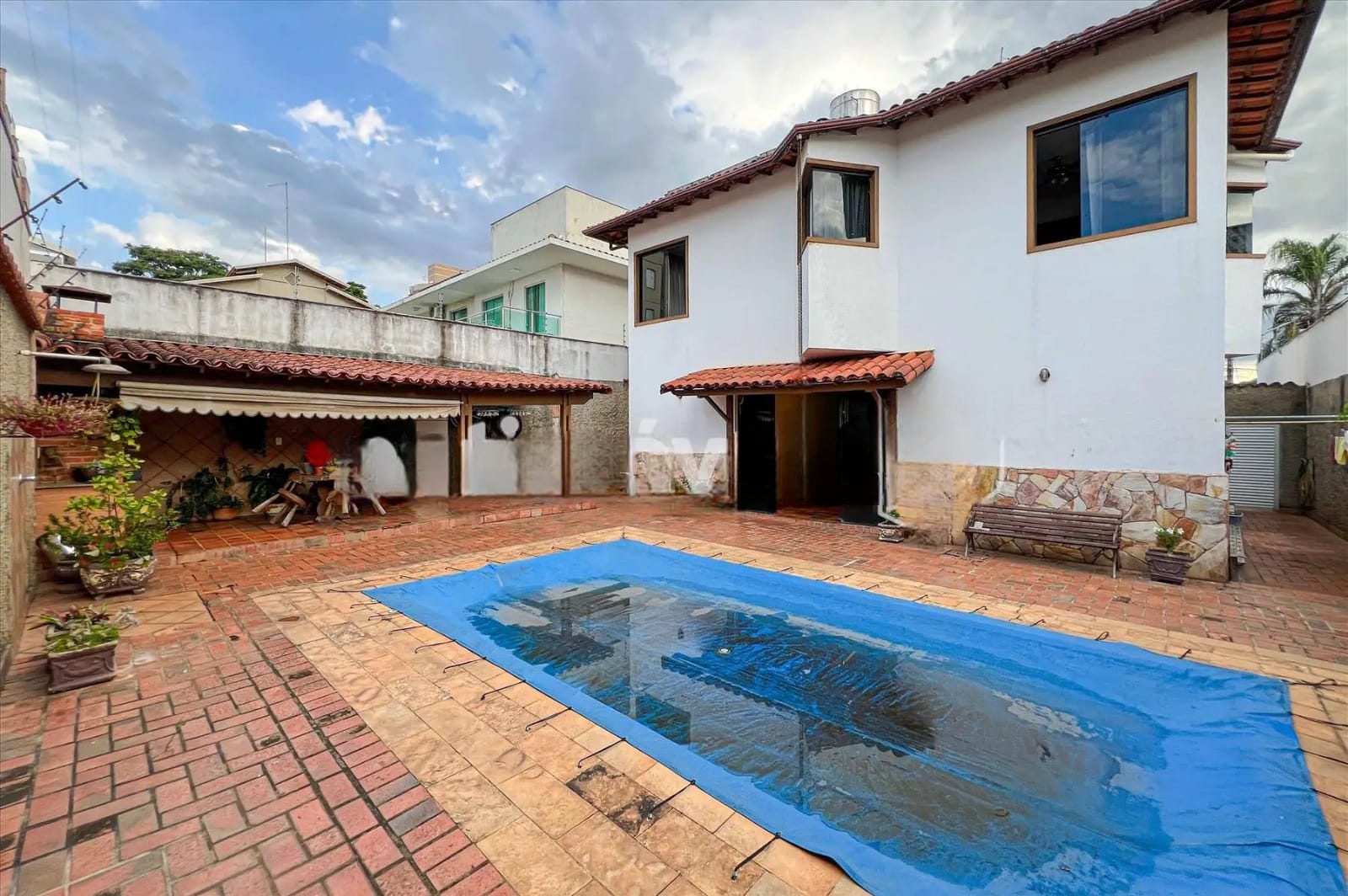 Foto 3 de Casa de 5 quartos e 4 vagas, lote 420m2 no bairro Castelo!!!!!