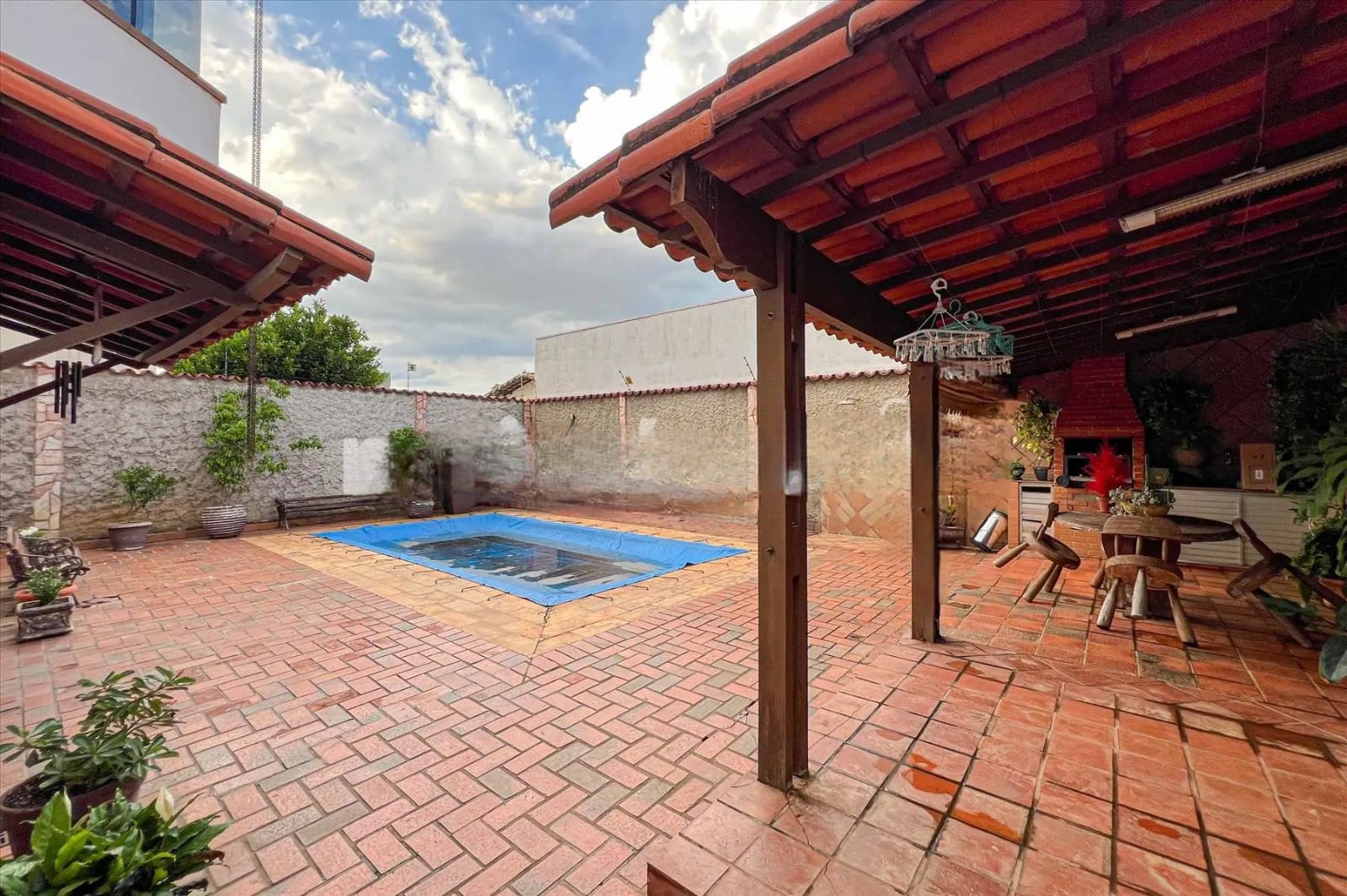 Foto 4 de Casa de 5 quartos e 4 vagas, lote 420m2 no bairro Castelo!!!!!