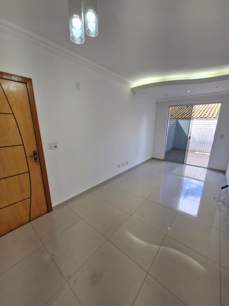 Foto 5 de Excelente Área Privativa com 02 quartos no bairro Castelo.