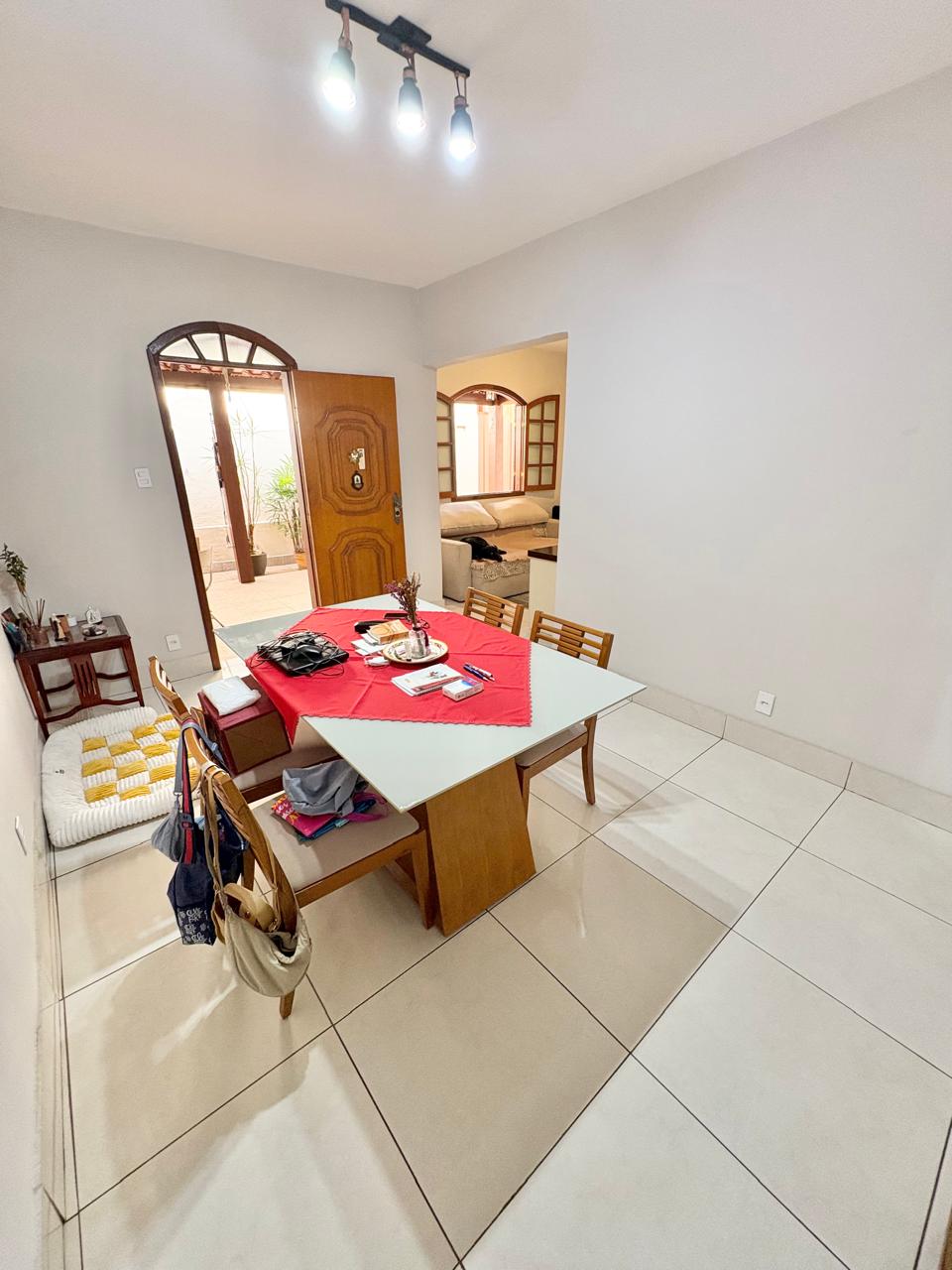 Foto 5 de Excelente casa geminada no bairro Caiçara.