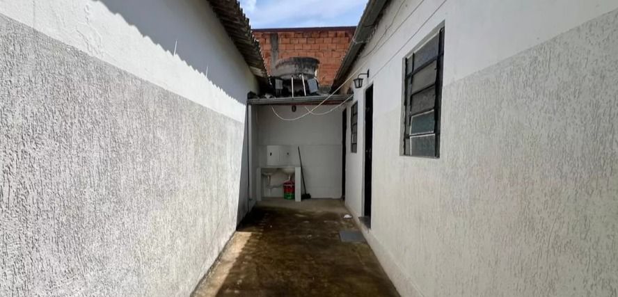 Foto 5 de Casa para reforma no bairro Caiçara.