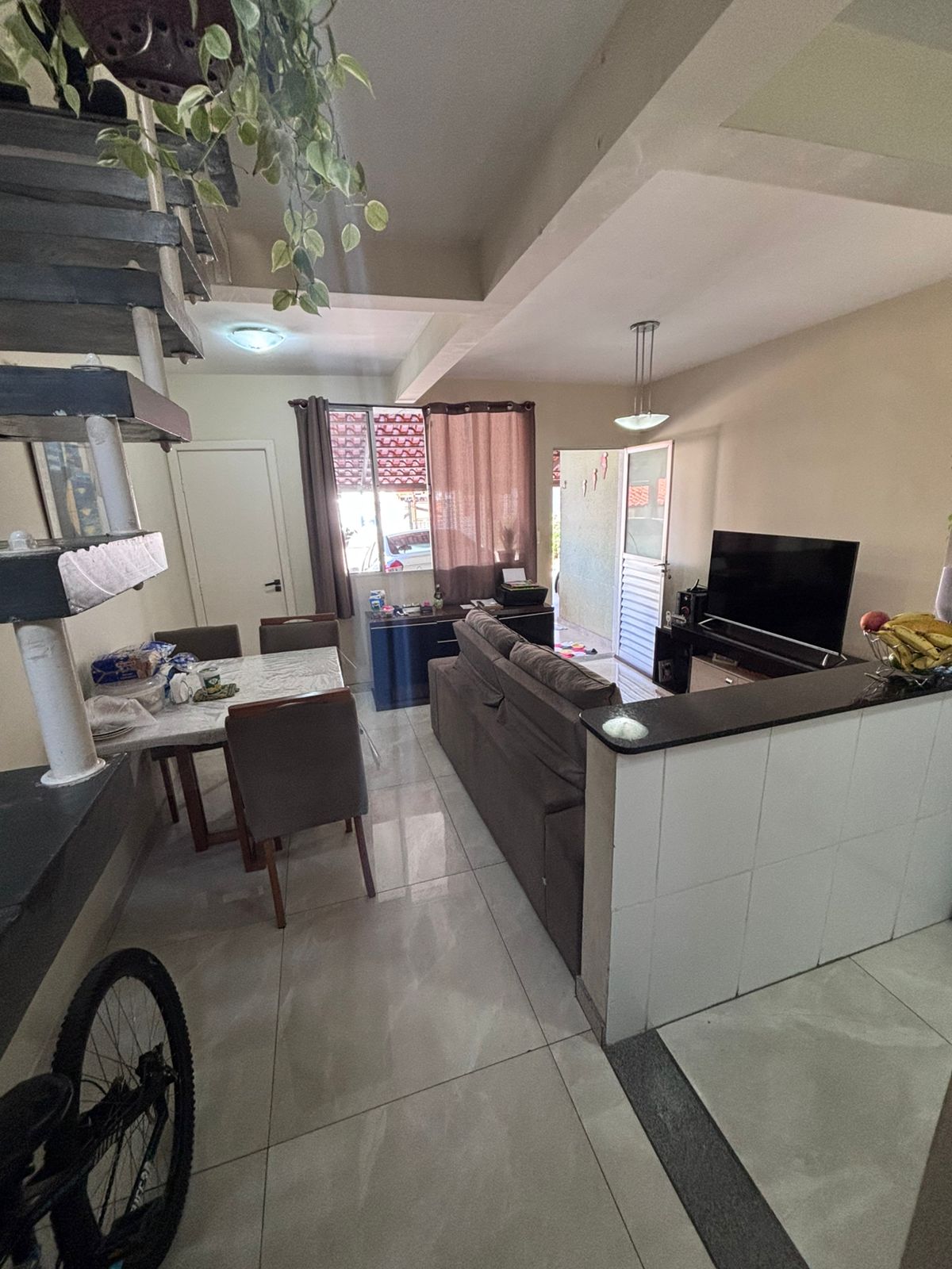 Foto 4 de Excelente casa geminada em condomínio no bairro Arvoredo II.