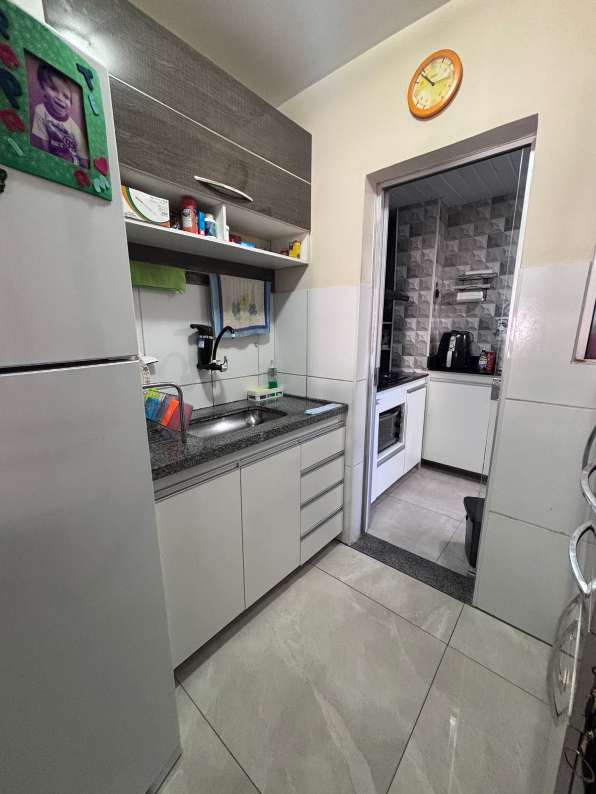 Foto 5 de Excelente casa geminada em condomínio no bairro Arvoredo II.