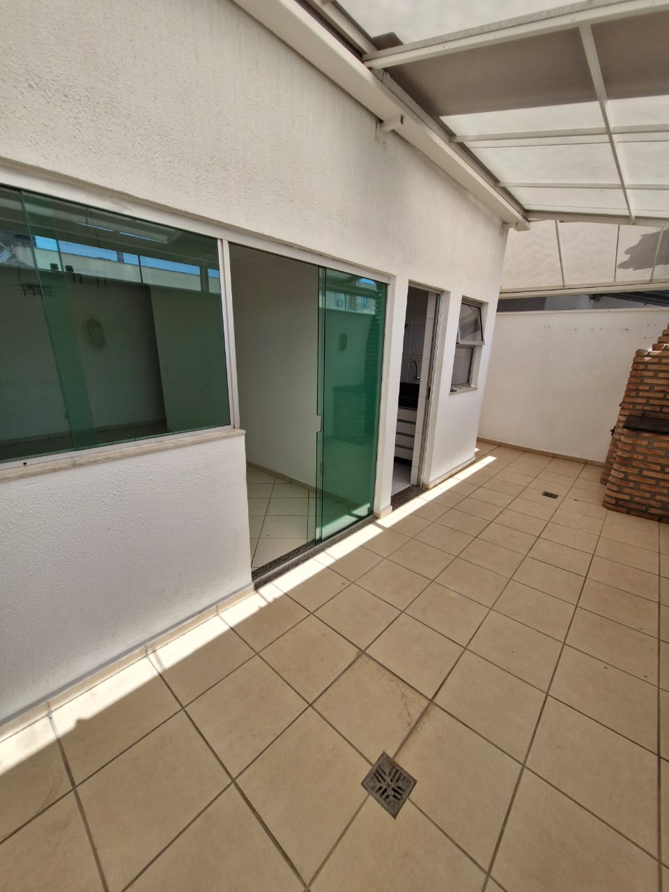 Foto 3 de Excelente área privativa com 02 quartos no bairro Castelo.