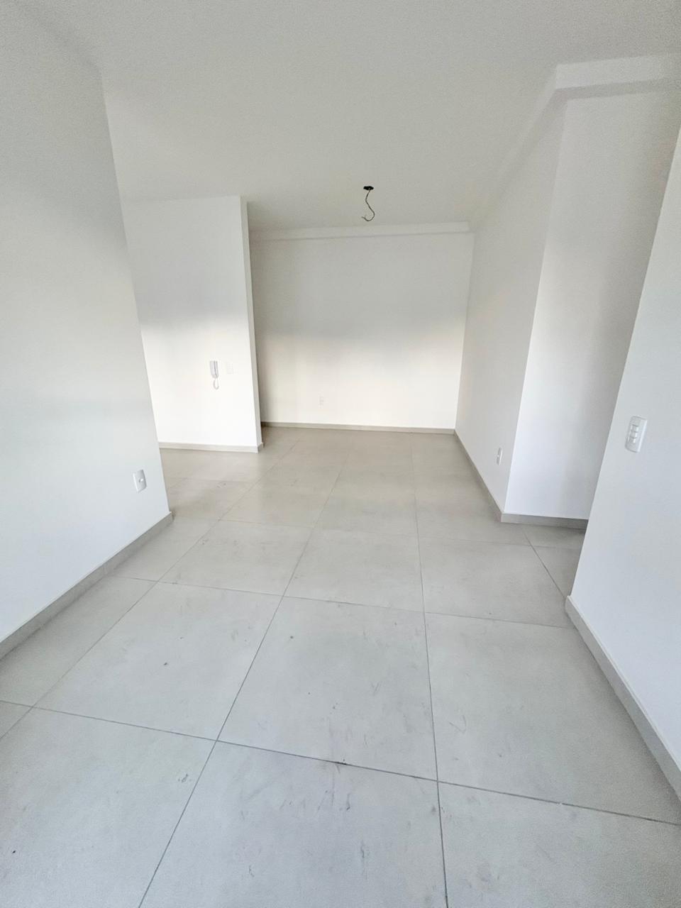 Foto 5 de Excelente apartamento com varanda e elevador no bairro Coração Eucarístico.