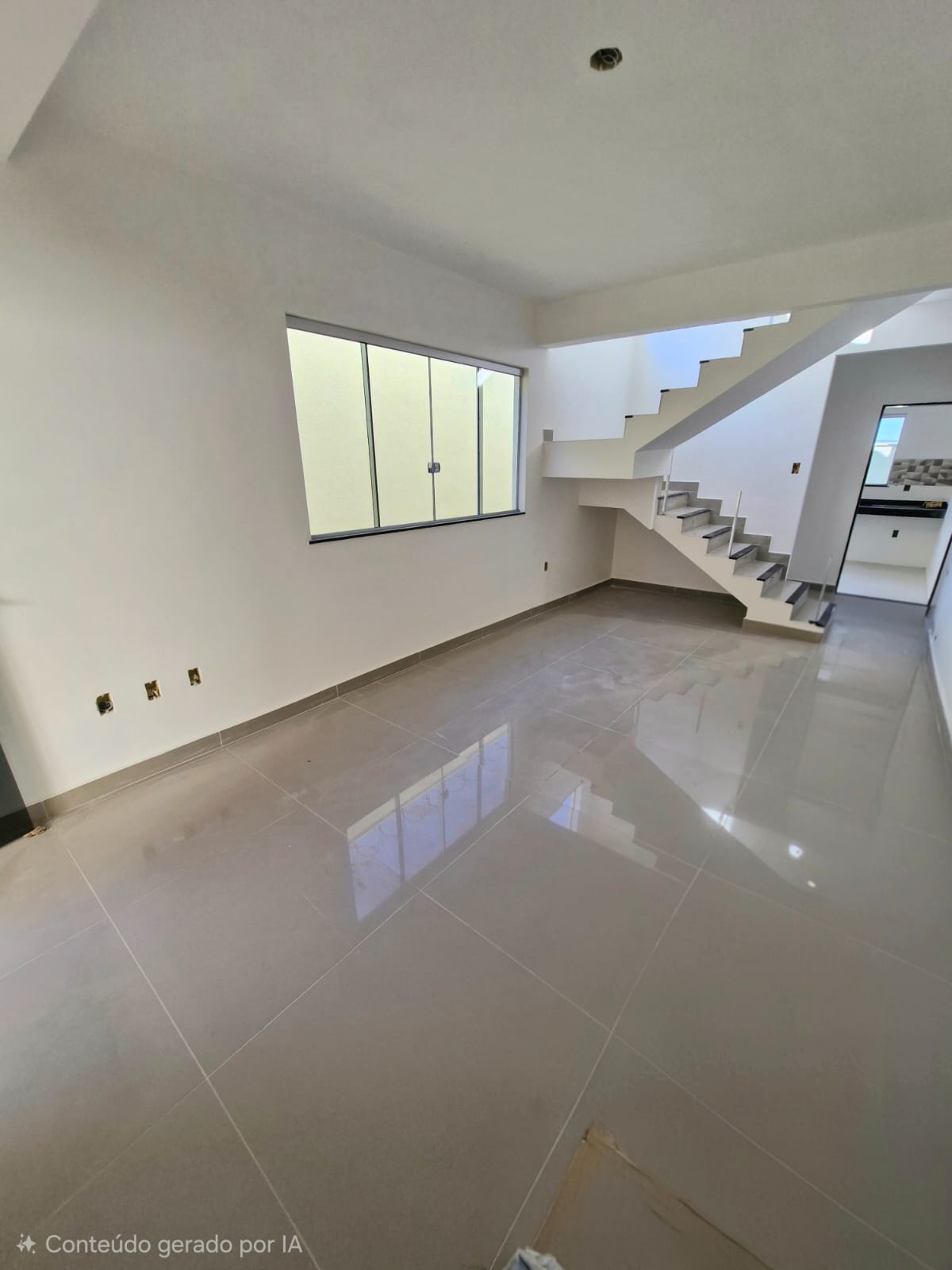Foto 3 de Excelente casa geminada no bairro Cândida Ferreira.