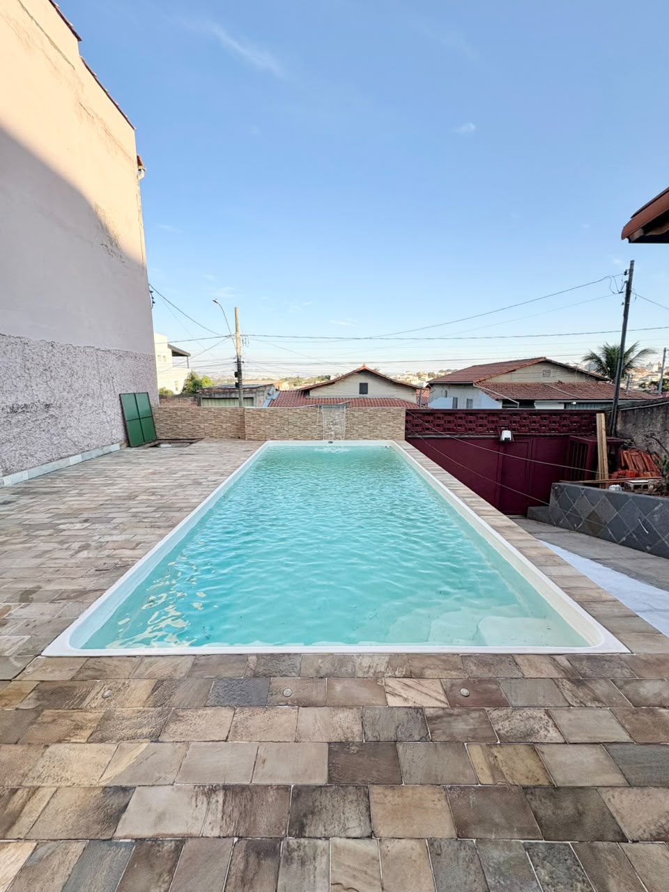 Foto 3 de Excelente casa com piscina no bairro Nacional. 