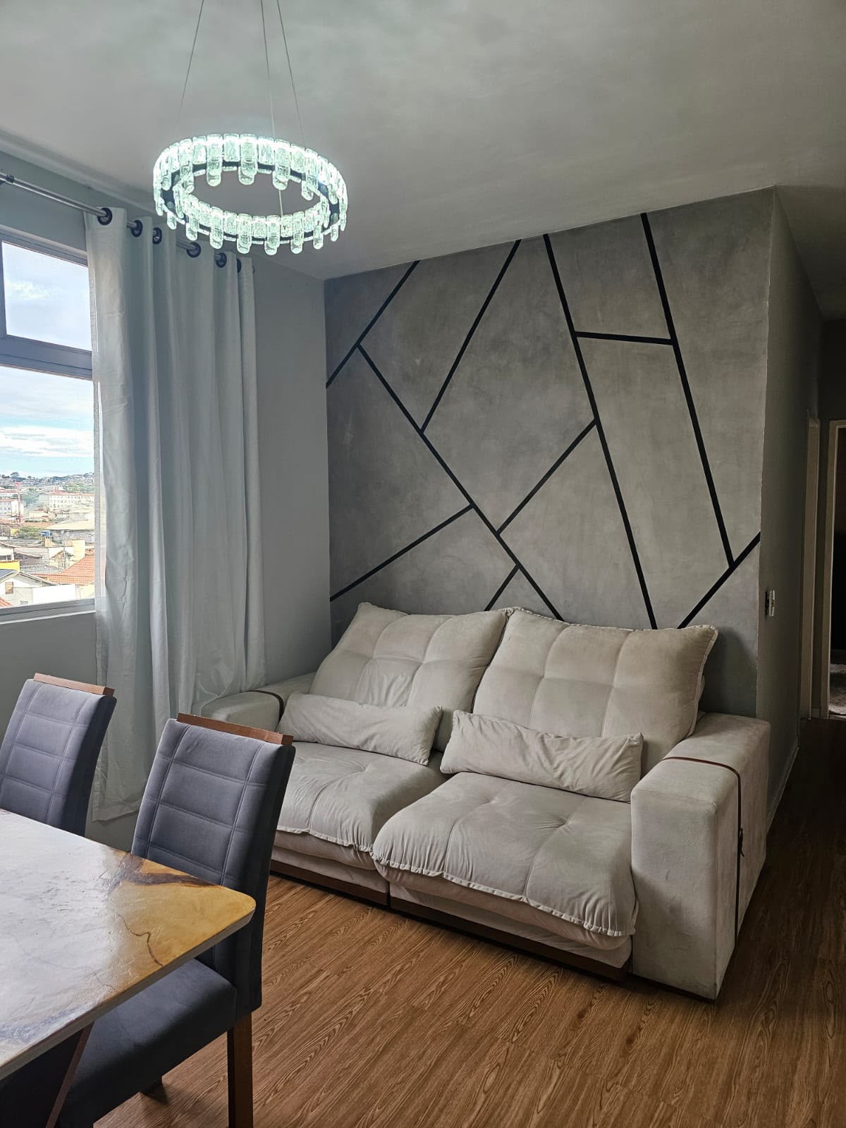 Foto 3 de Apartamento com excelente padrão de acabamento de 03 quartos no bairro Alipio de Melo. 