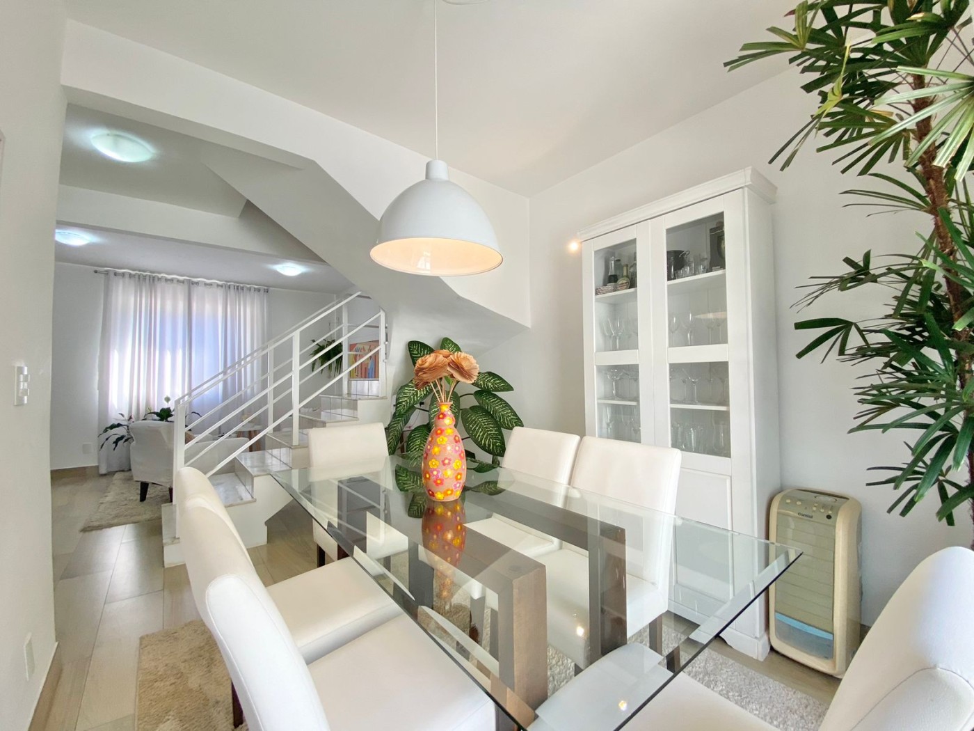 Foto 4 de Casa Geminada no Castelo com excelente localização.