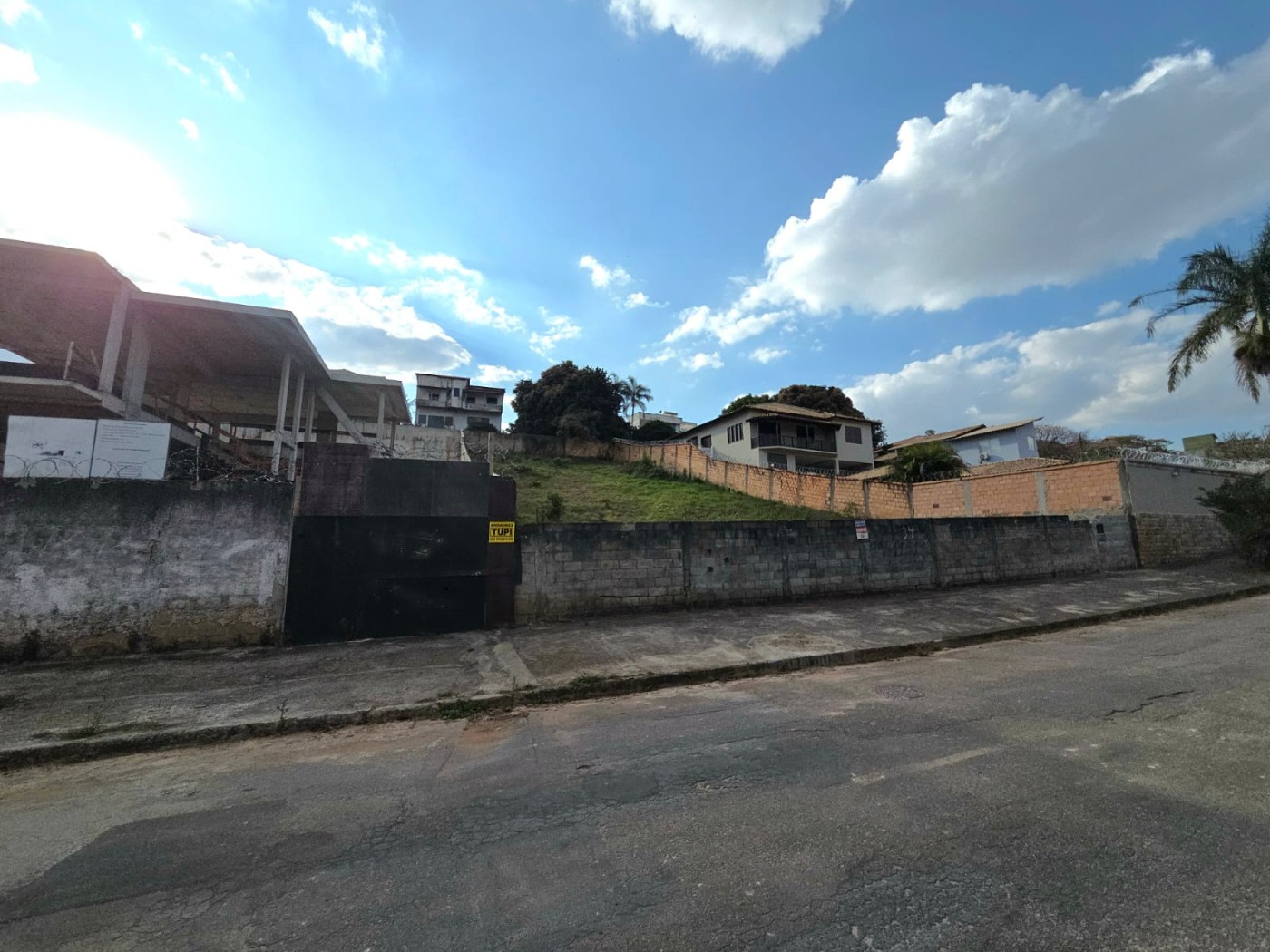 Foto principal de Excelente lote no bairro Trevo.