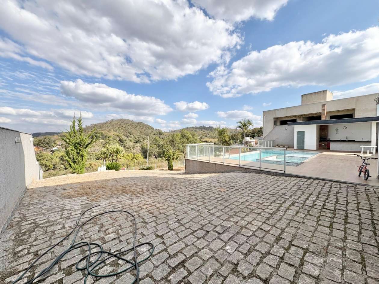 Foto 4 de Excelente casa com piscina no condomínio Aldeias do Lago - Esmeraldas.