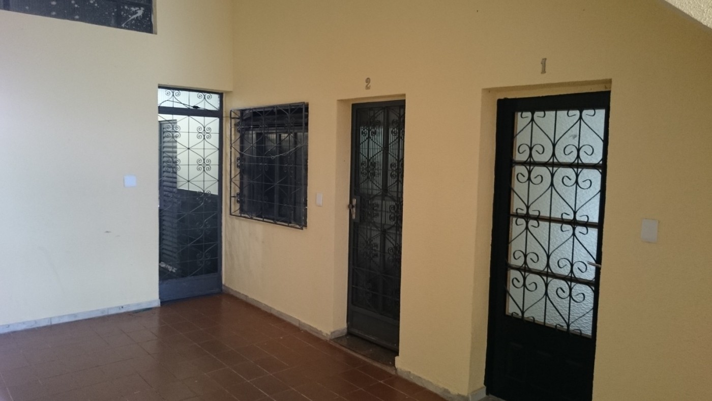 Foto 2 de Prédio residencial com 8 unidades à venda no bairro das Indústrias.