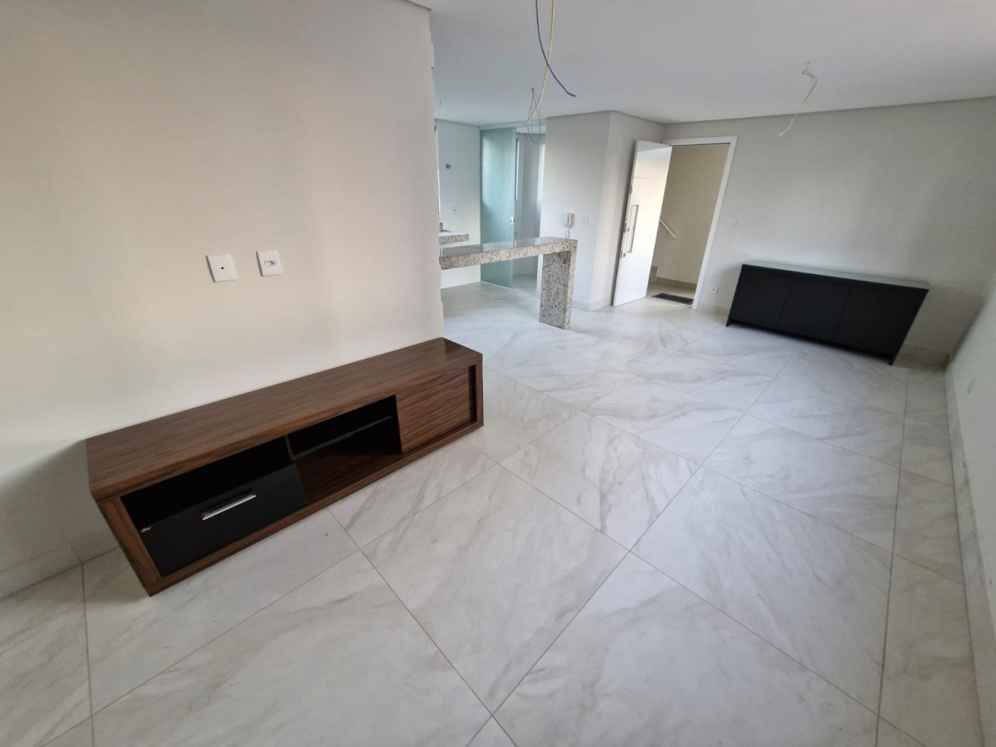 Foto 4 de Apartamento de 03 quartos com elevador no bairro Cabral.