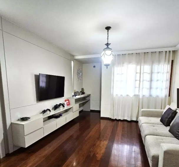 Foto 5 de Casa Geminada à venda por R$ 1.790.000,00 com 211m2 no bairro Castelo.