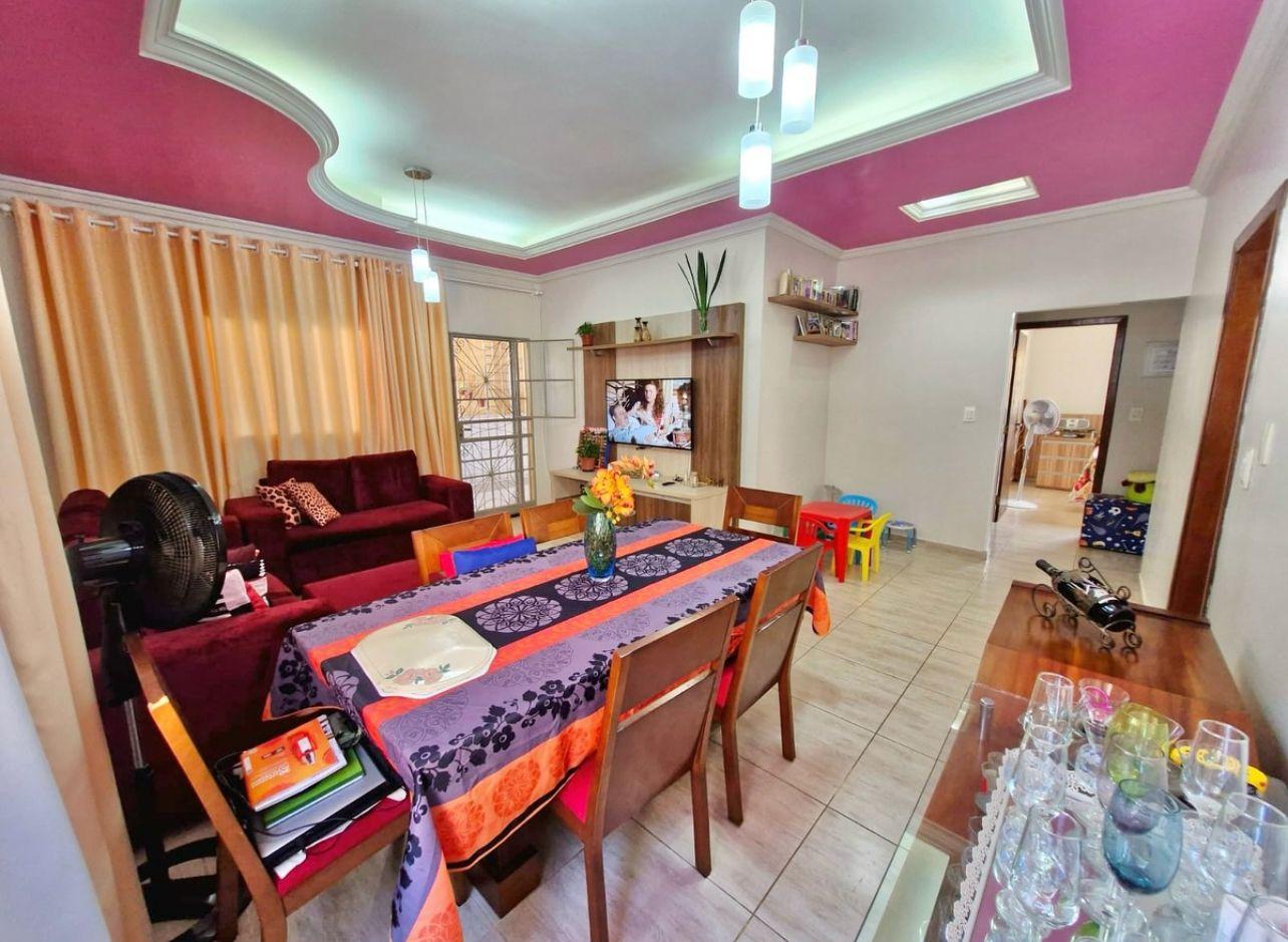 Foto principal de Excelente casa individual no bairro Luana/Xangrila.