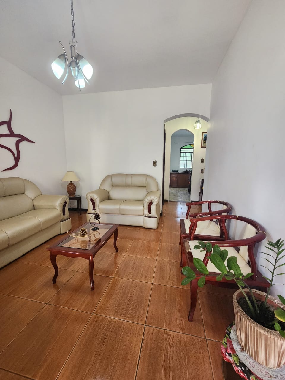 Foto 4 de Excelente casa Linear no bairro Castelo .