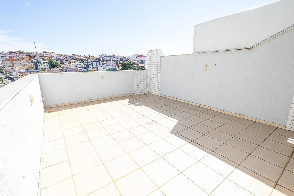 Foto 4 de Excelente cobertura de 2 Quartos no bairro Castelo.