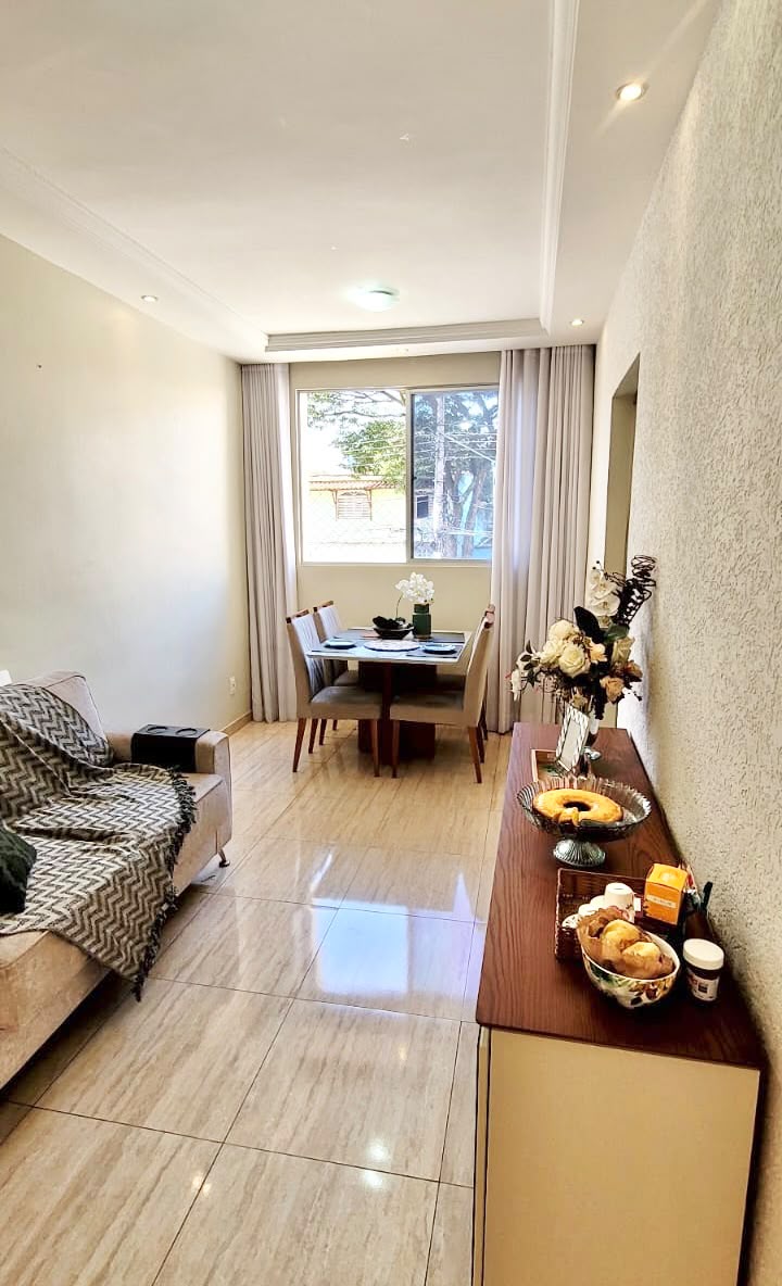 Foto 2 de Excelente apartamento no bairro Glória. 