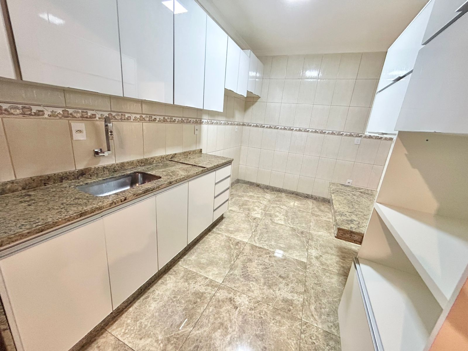 Foto 5 de Excelente casa triplex no bairro Cabral