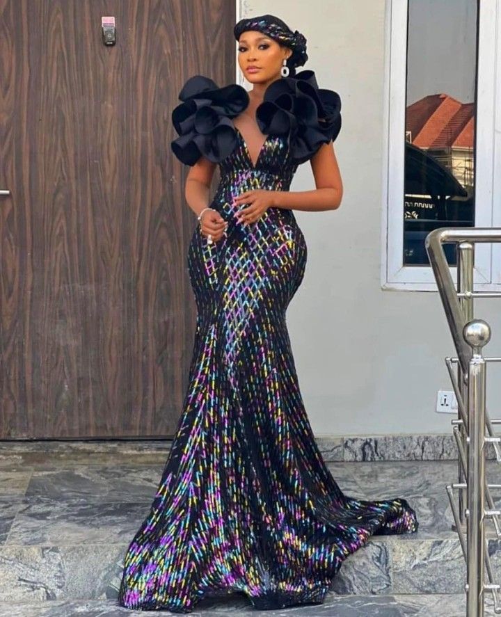 Eye Popping Lace Corset Styles for Aso-ebi and Owambe/ Parties