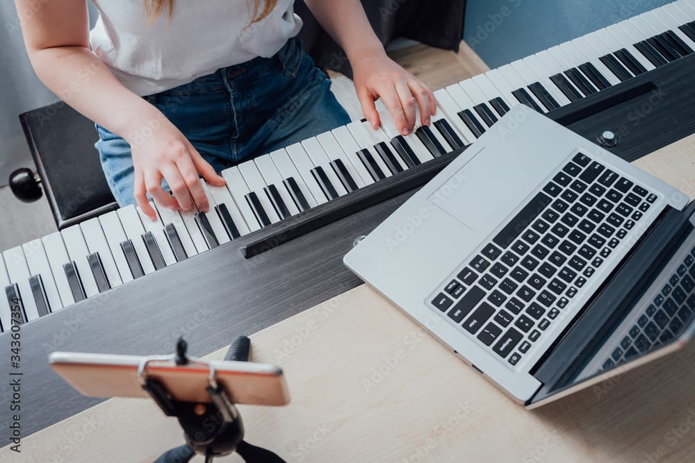 Hybrid and asynchronous lessons